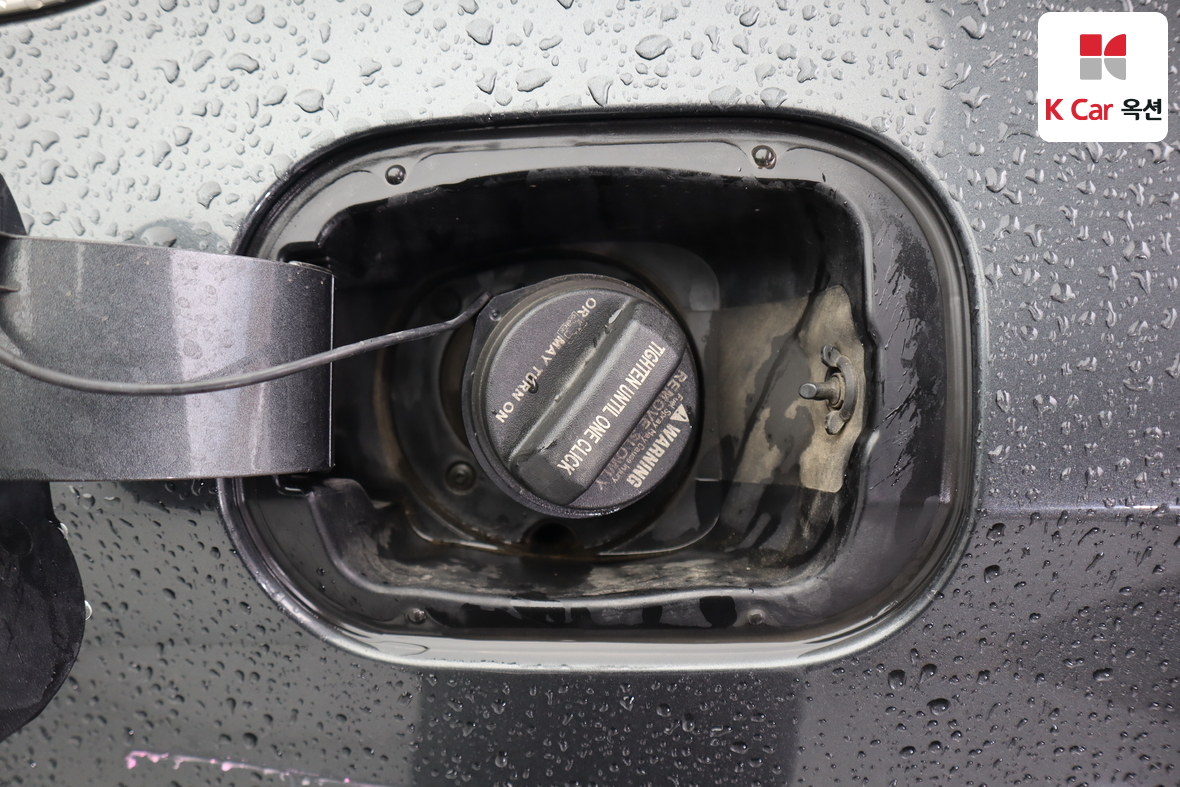 Genesis G80 2017 - Image 26