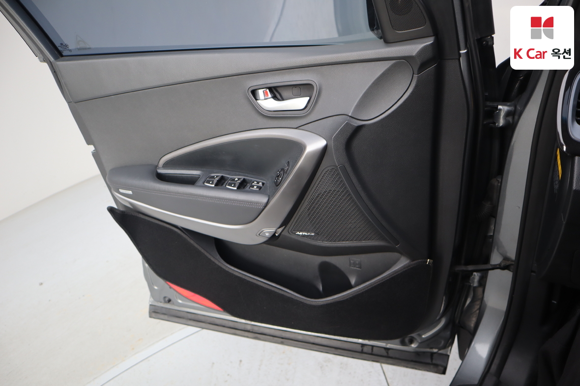 Hyundai Santa Fe - 8