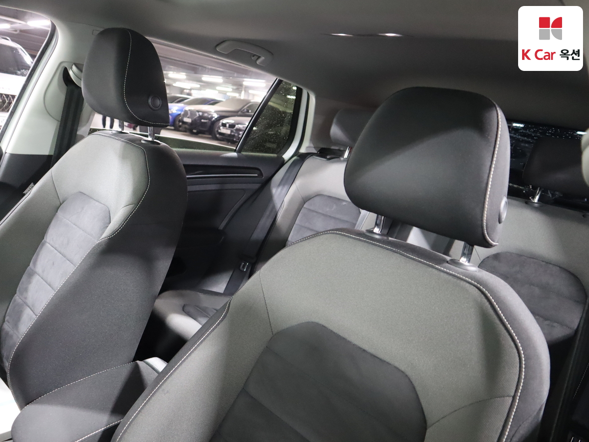 Volkswagen Golf - 19