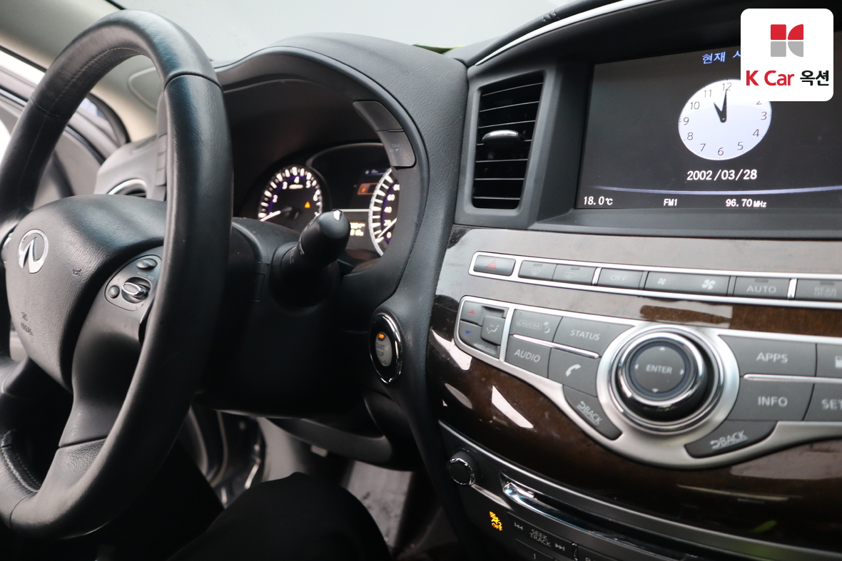 INFINITI QX60 - 11