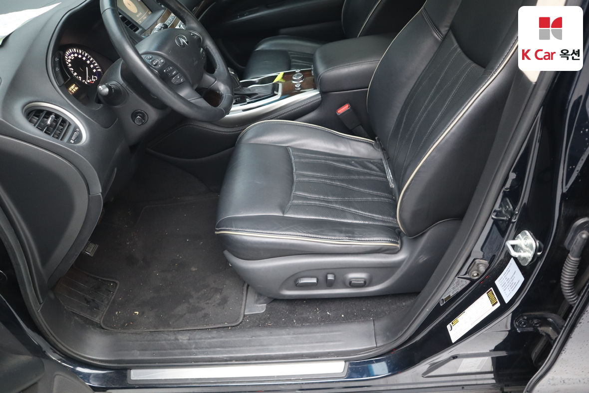INFINITI QX60 - 21