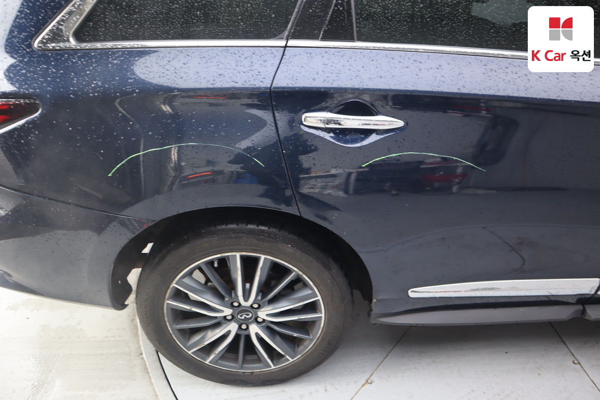 INFINITI QX60 - 39