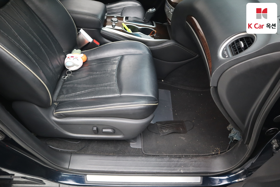 INFINITI QX60 - 34