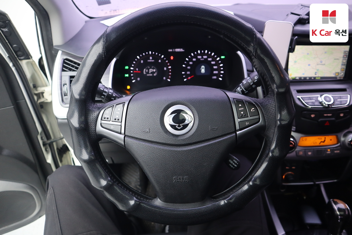 KG Mobility Korando - 10