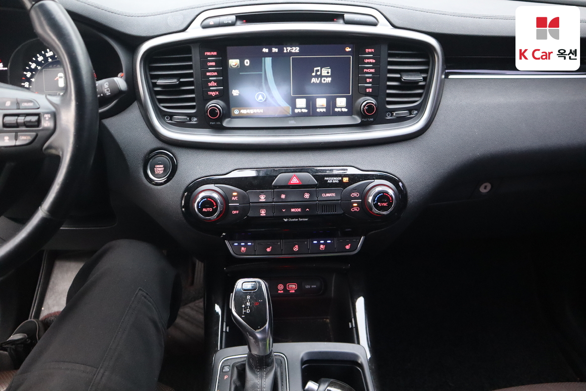 كيا سورينتو 2016 - صورة 6