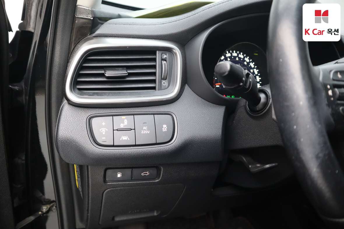 كيا سورينتو 2016 - صورة 9