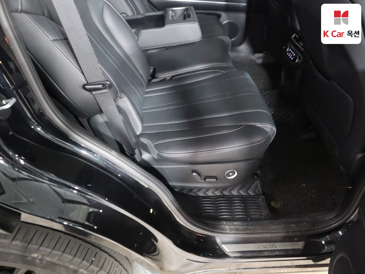 جينيسيس GV80 2022 - صورة 30