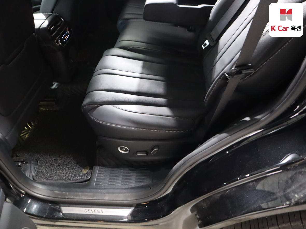 جينيسيس GV80 2022 - صورة 23