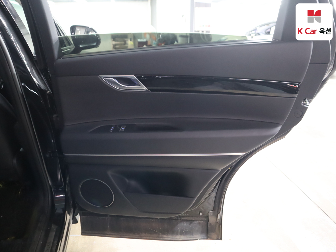 جينيسيس GV80 2022 - صورة 29