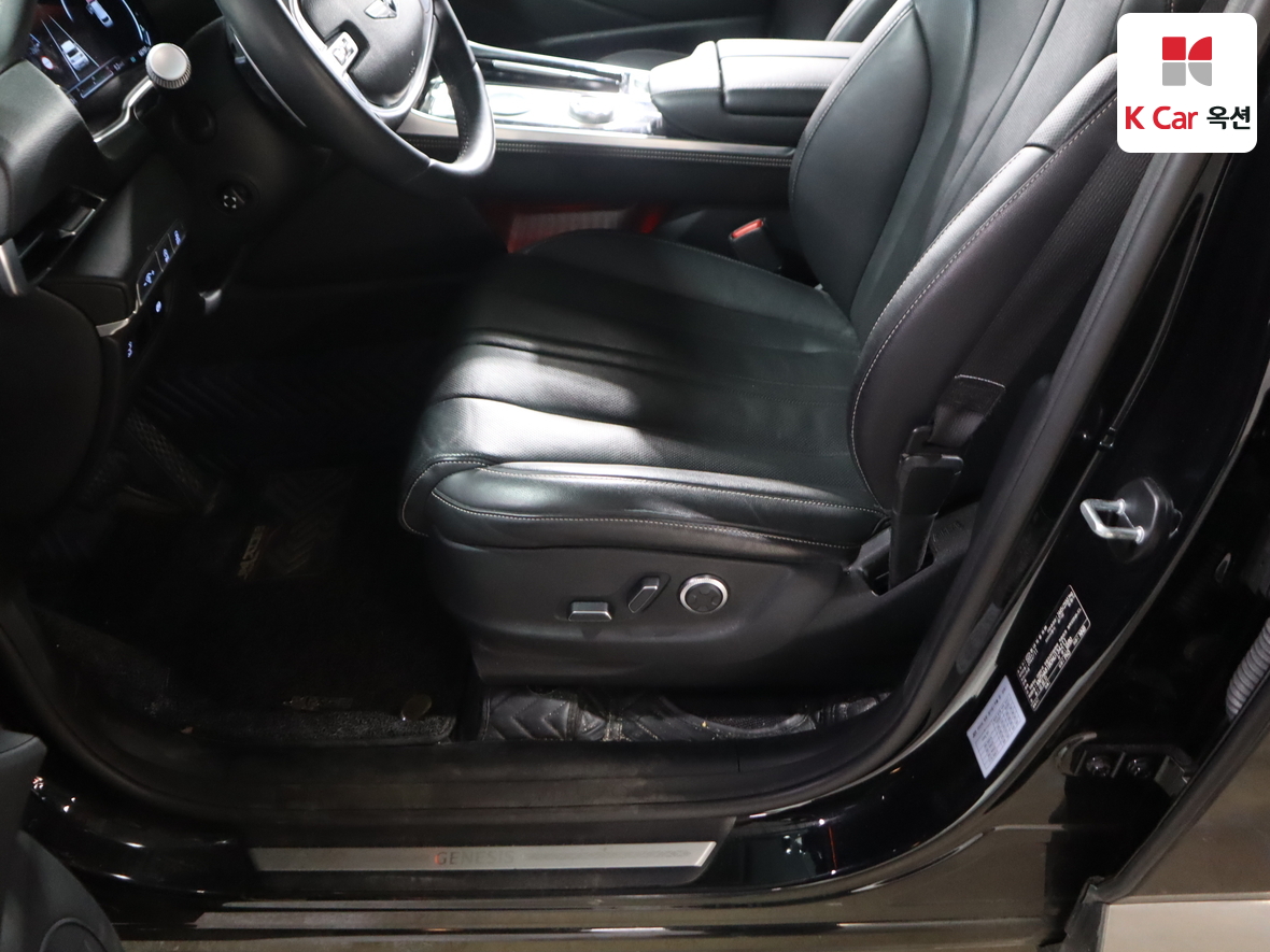 جينيسيس GV80 2022 - صورة 18