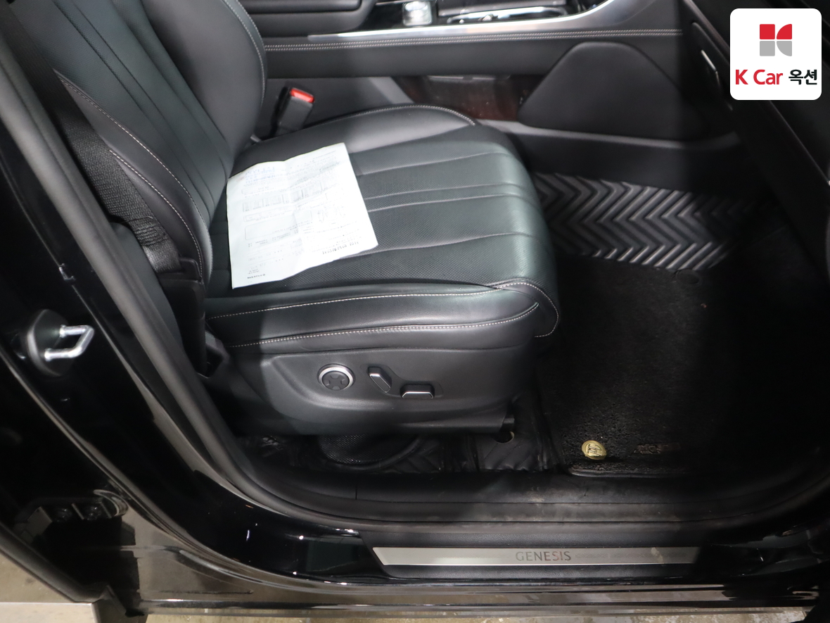 جينيسيس GV80 2022 - صورة 32