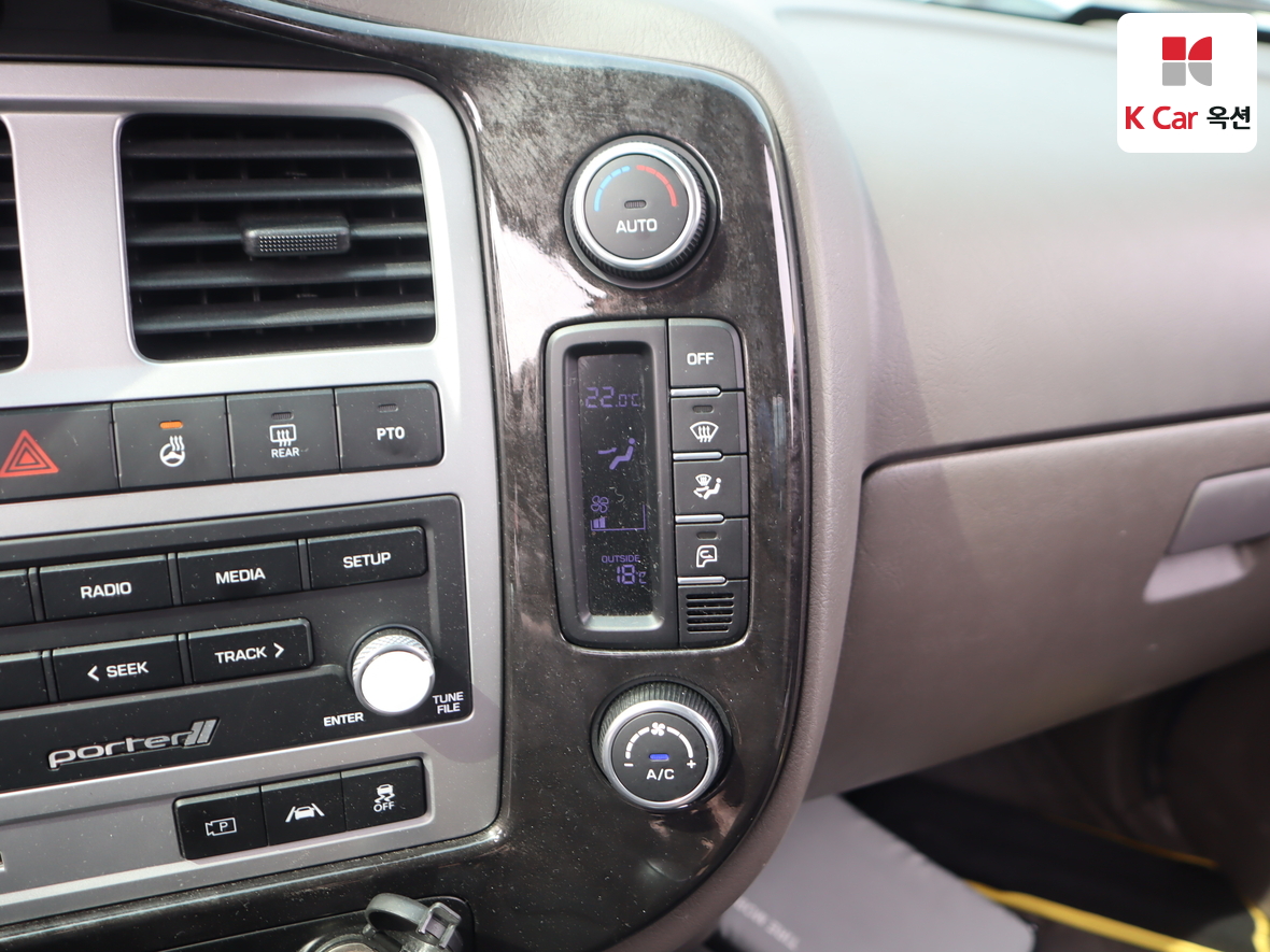 Hyundai Porter 2024 - Image 15