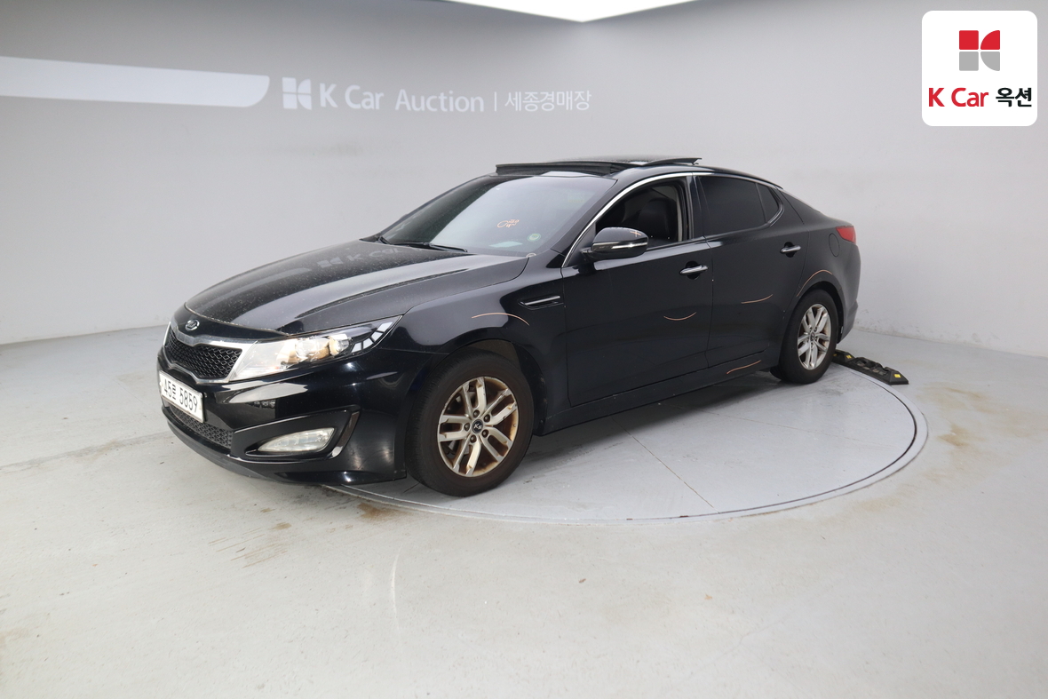 كيا K5 2011 - صورة 1