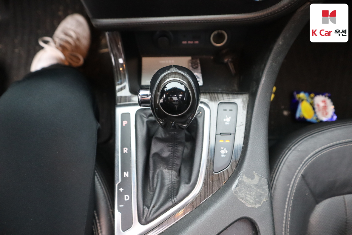 كيا K5 2011 - صورة 16