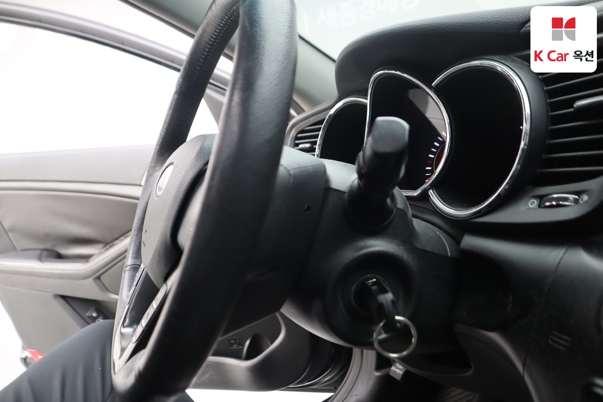 كيا K5 2011 - صورة 11