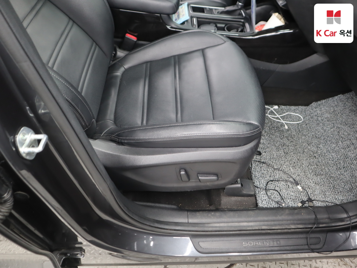 كيا سورينتو 2015 - صورة 35
