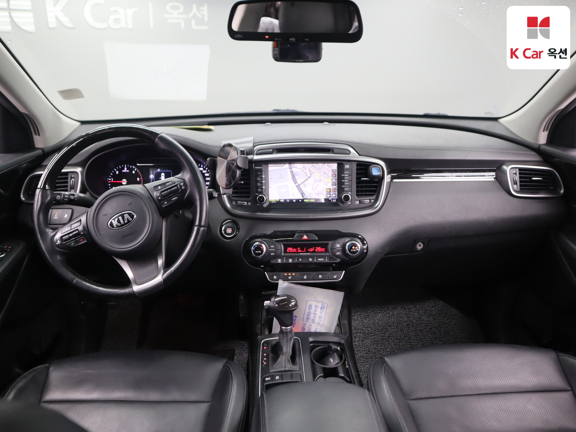 كيا سورينتو 2015 - صورة 3