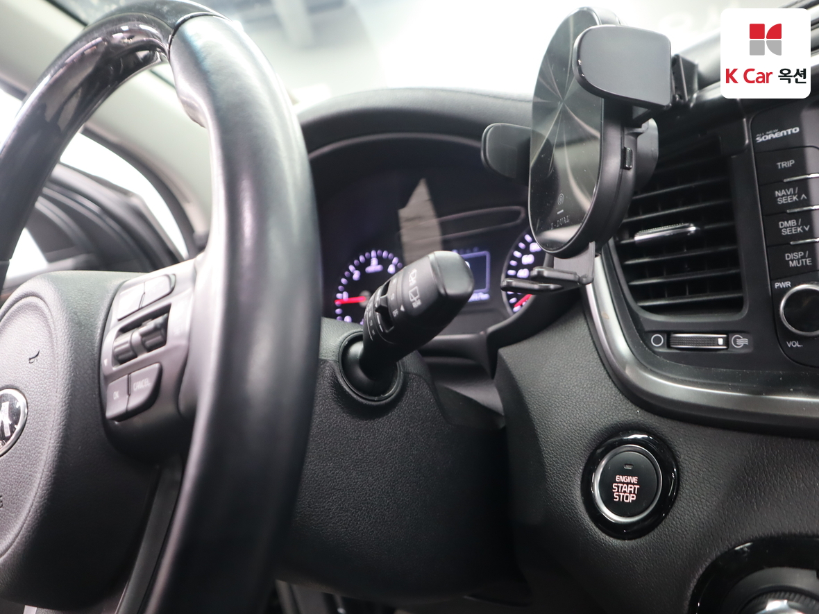 كيا سورينتو 2015 - صورة 11