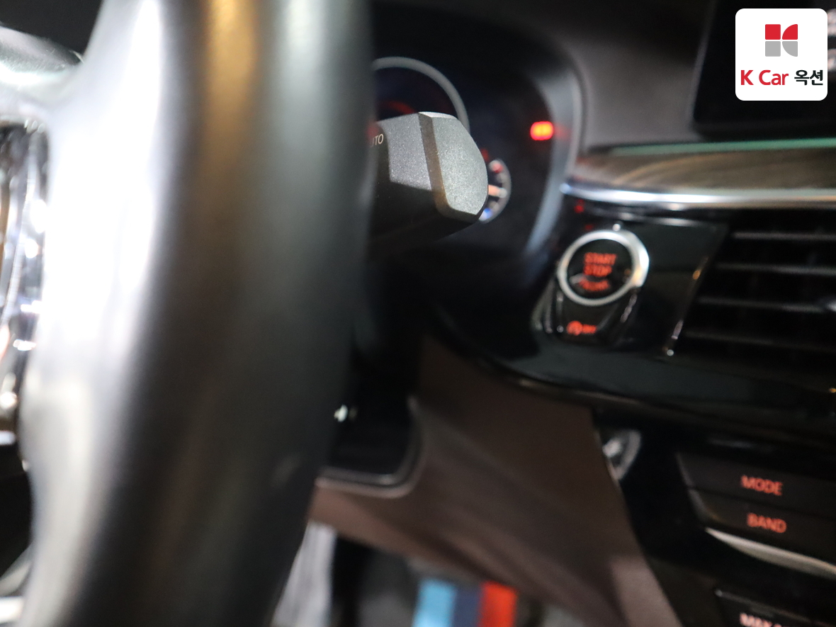 BMW 5 Series - 11