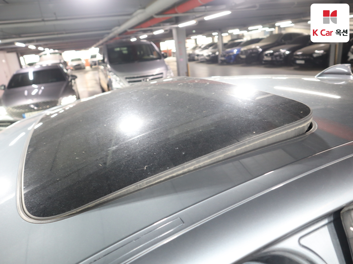 BMW 5 Series - 22