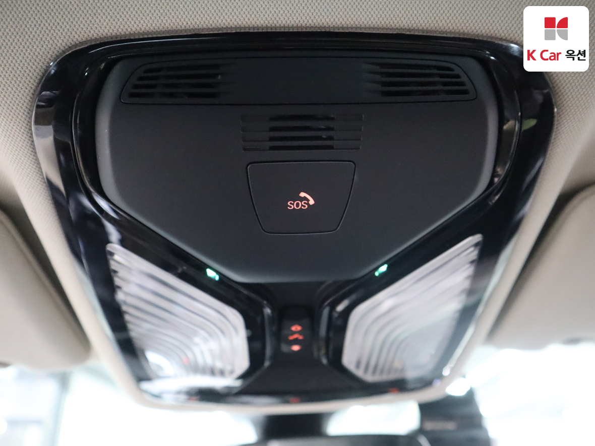 BMW 5 Series - 12