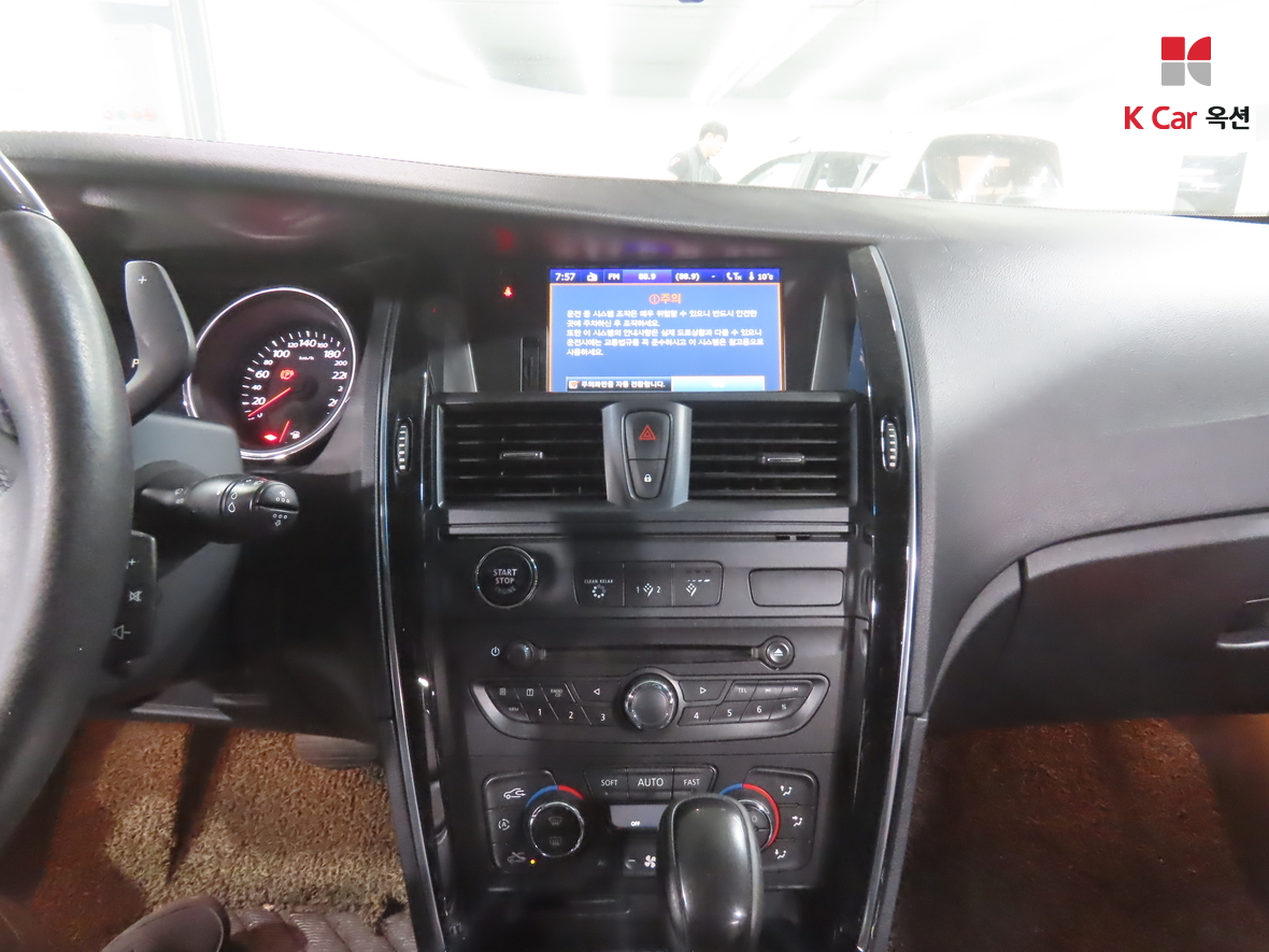 Renault Samsung SM7 - 6