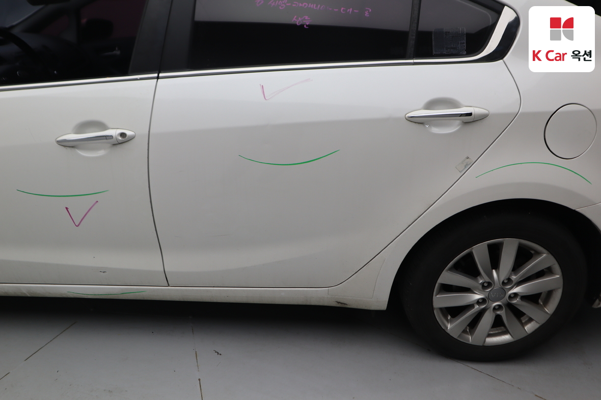 Kia K3 - 35