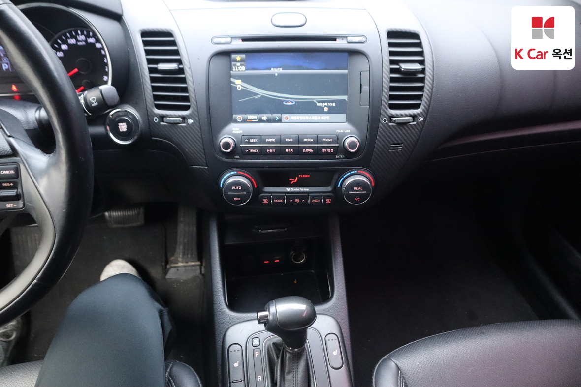 Kia K3 - 6