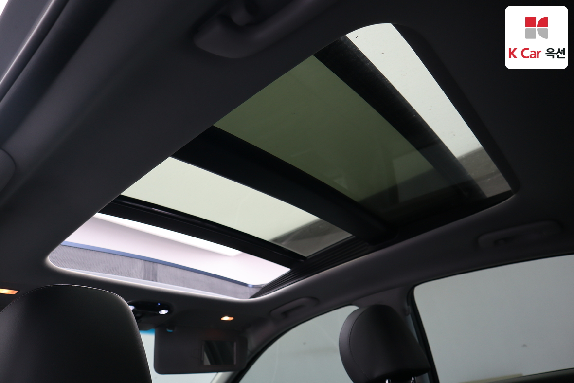 Hyundai AZERA 2017 - Image 24