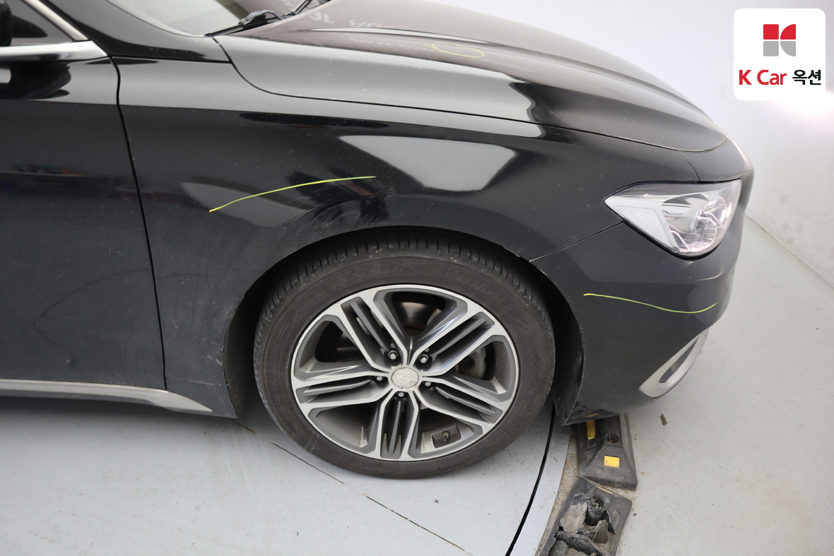 Hyundai AZERA 2017 - Image 46