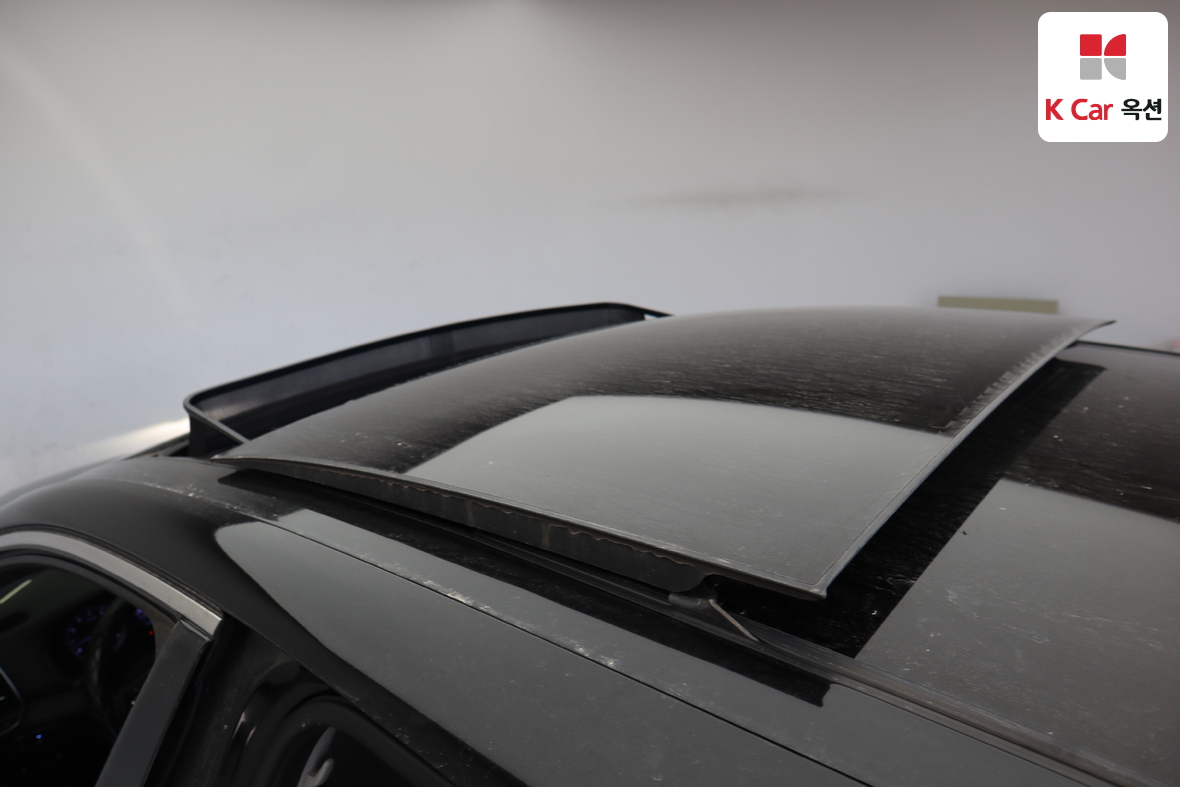 Hyundai AZERA 2017 - Image 25