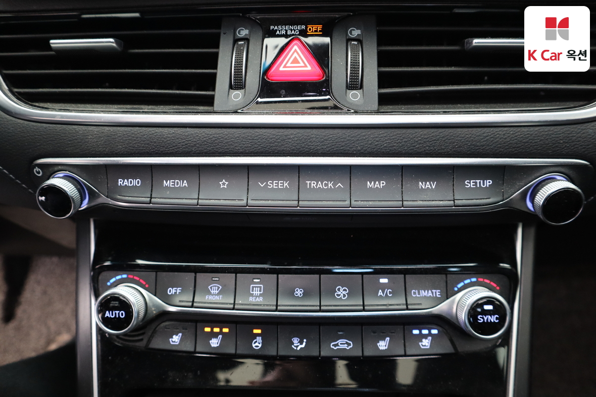 Hyundai AZERA 2017 - Image 15