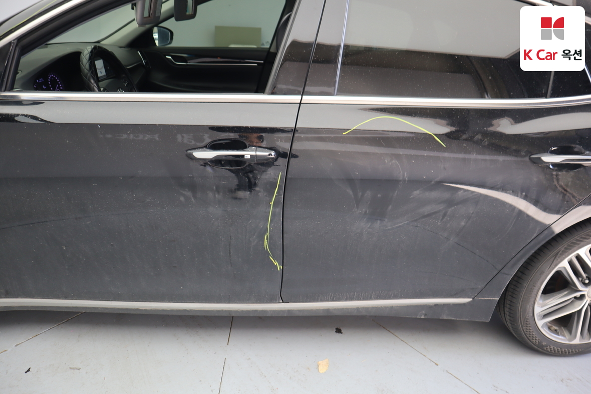 Hyundai AZERA 2017 - Image 39