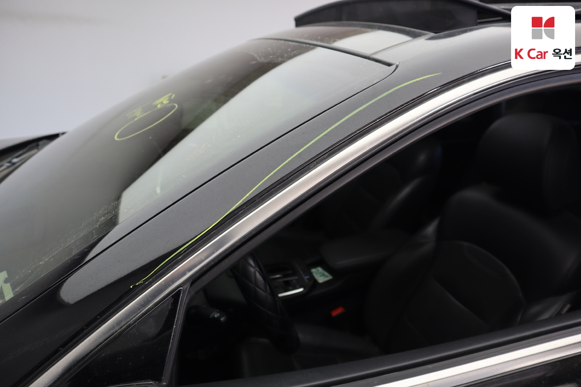 Hyundai AZERA 2017 - Image 38