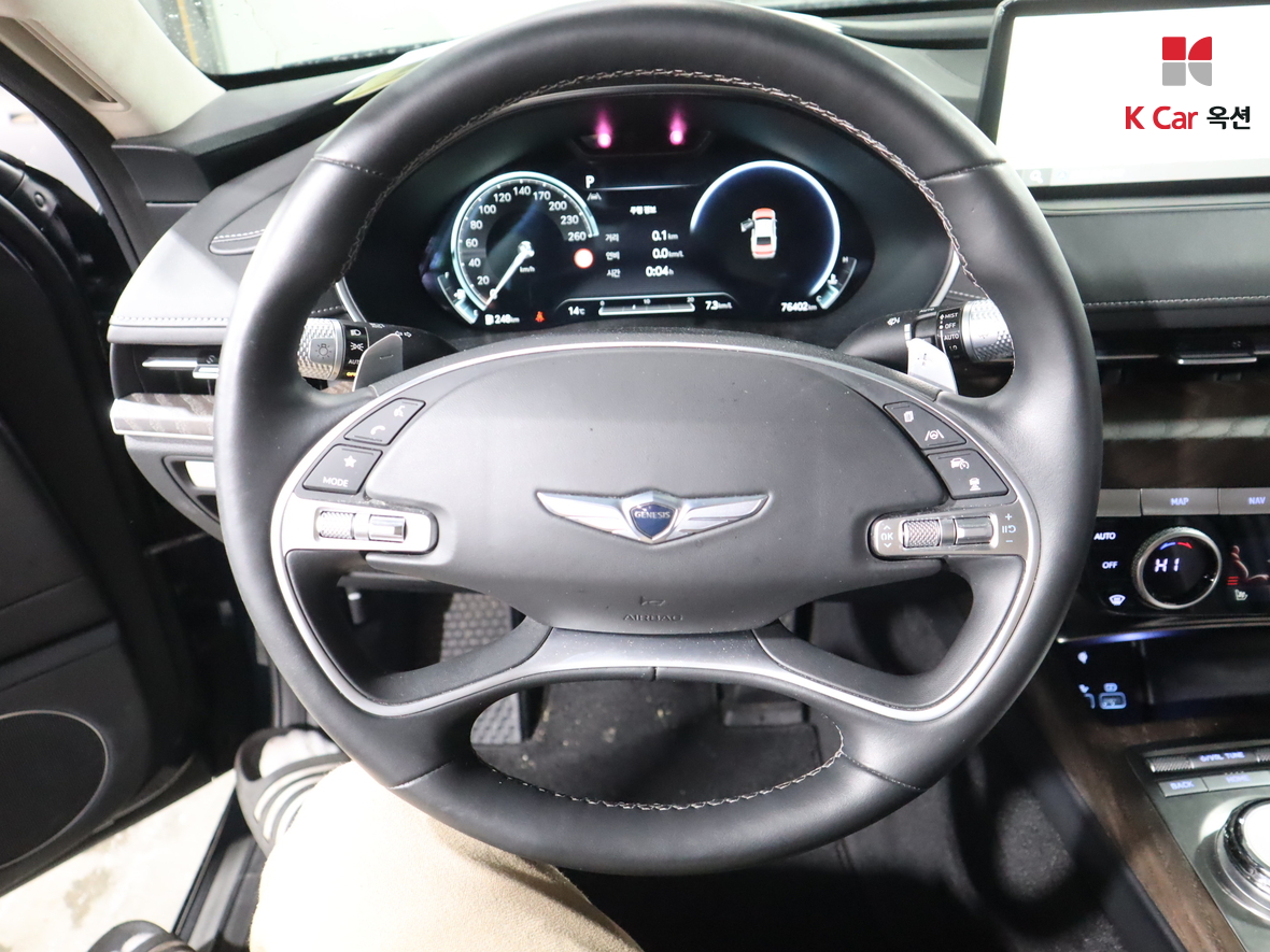 جينيسيس G80 2023 - صورة 10