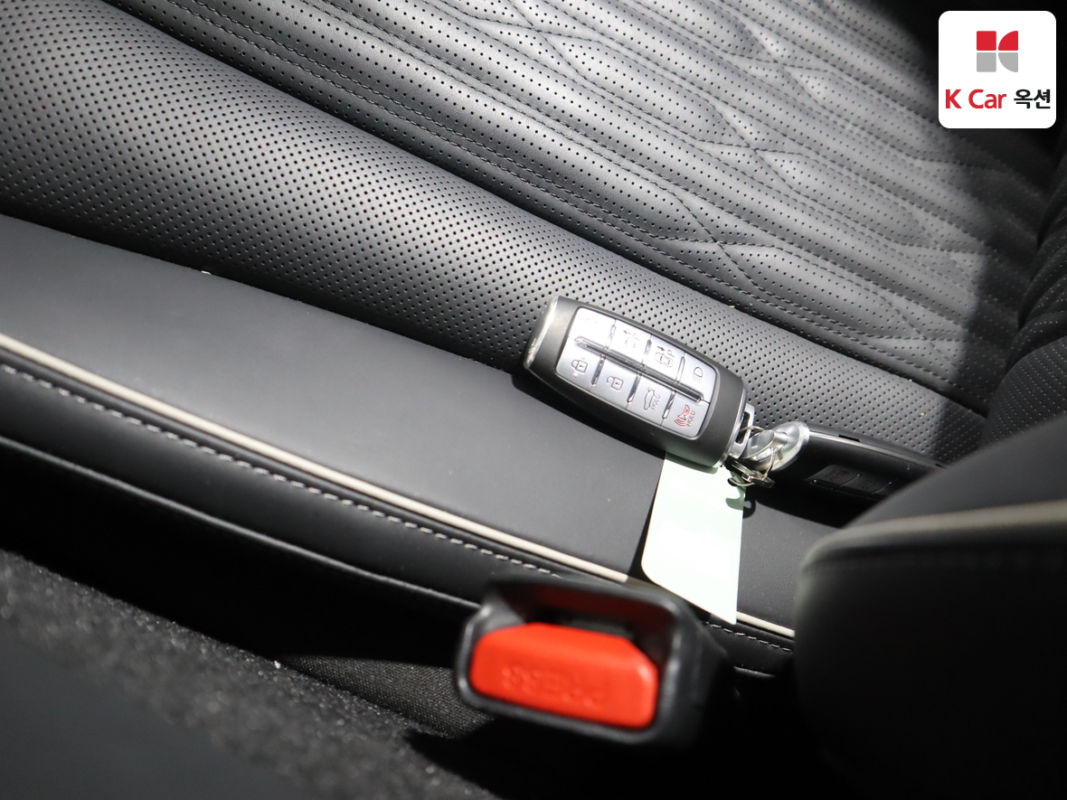 جينيسيس G80 2023 - صورة 17