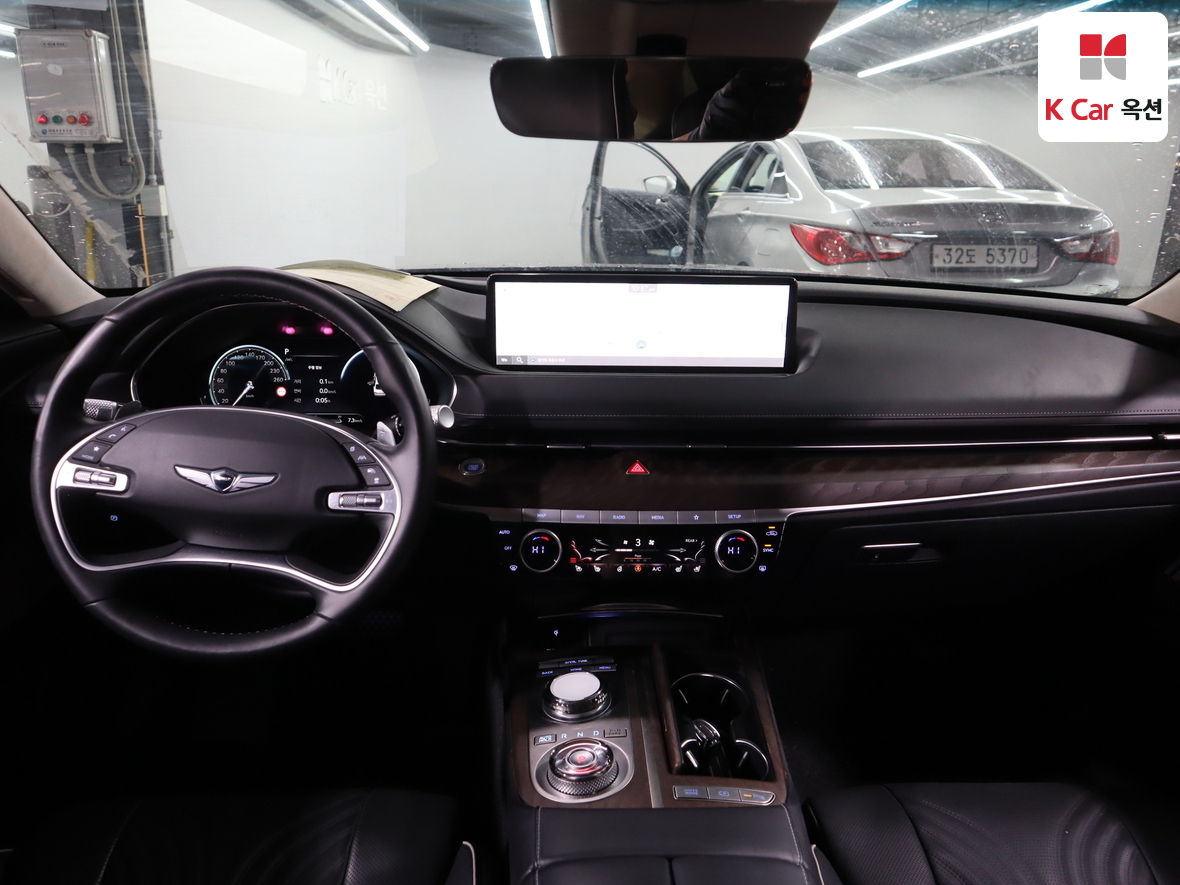 جينيسيس G80 2023 - صورة 3