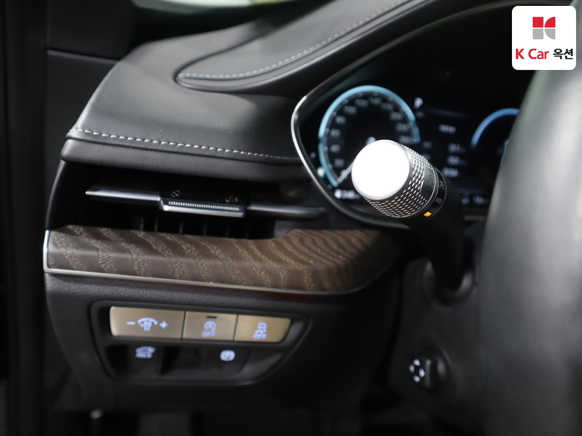 جينيسيس G80 2023 - صورة 9