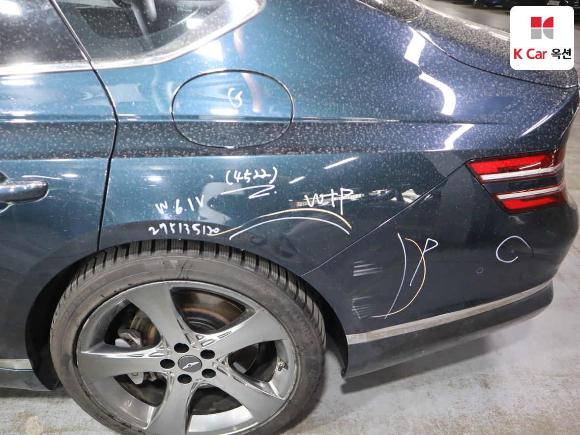 جينيسيس G80 2023 - صورة 40