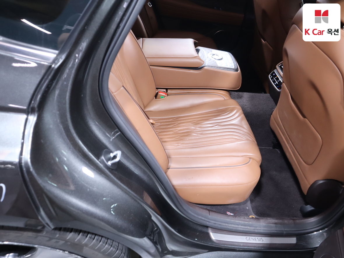 جينيسيس G80 2022 - صورة 27