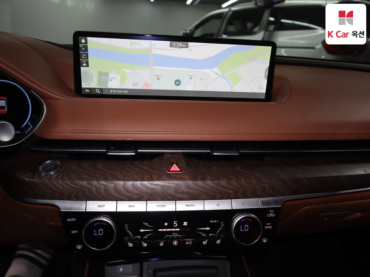 جينيسيس G80 2022 - صورة 6