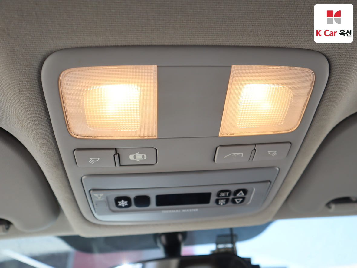 Hyundai Grand Starex - 12