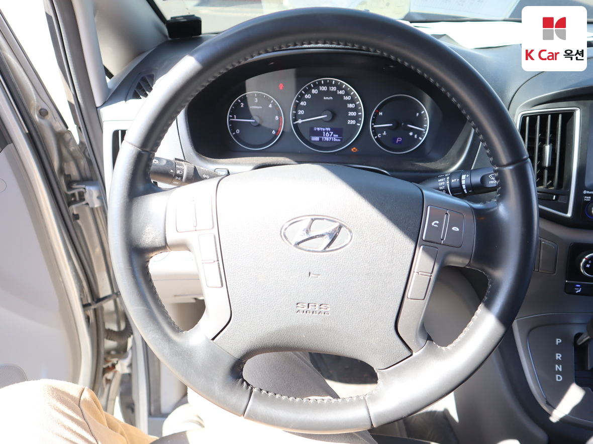 Hyundai Grand Starex - 10