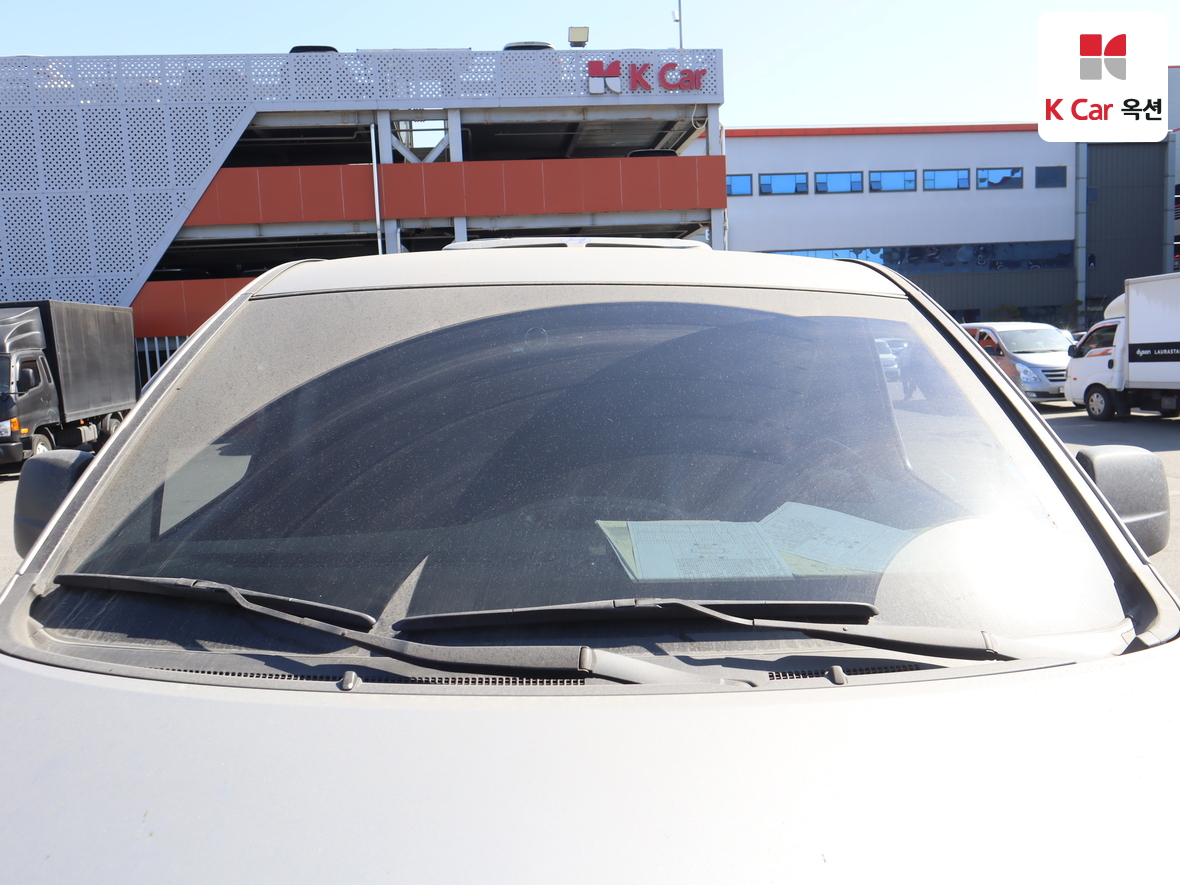 Hyundai Grand Starex - 28