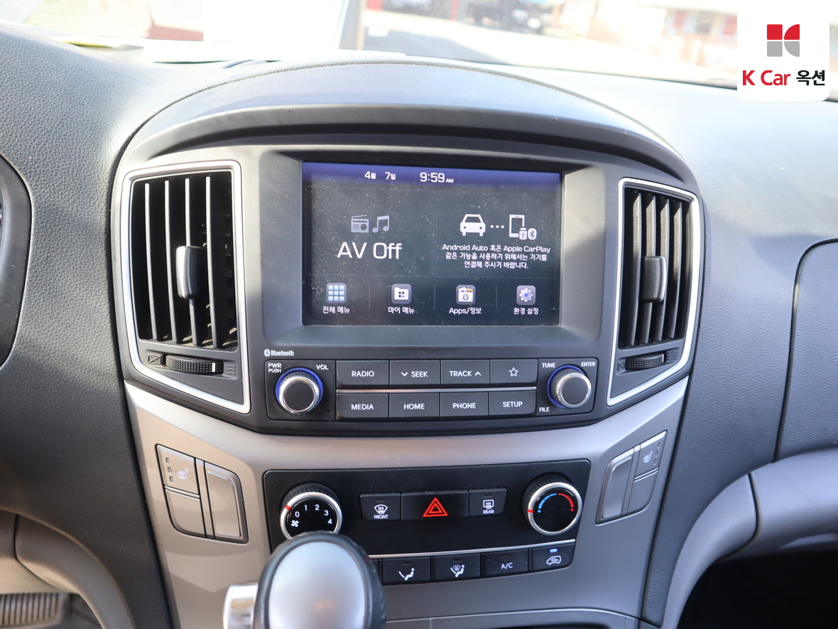 Hyundai Grand Starex - 6