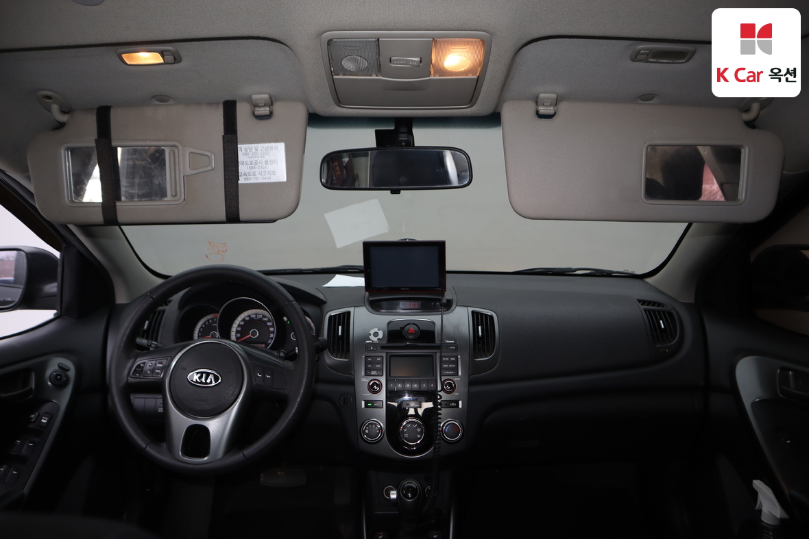 Kia Forte 2012 - Image 3