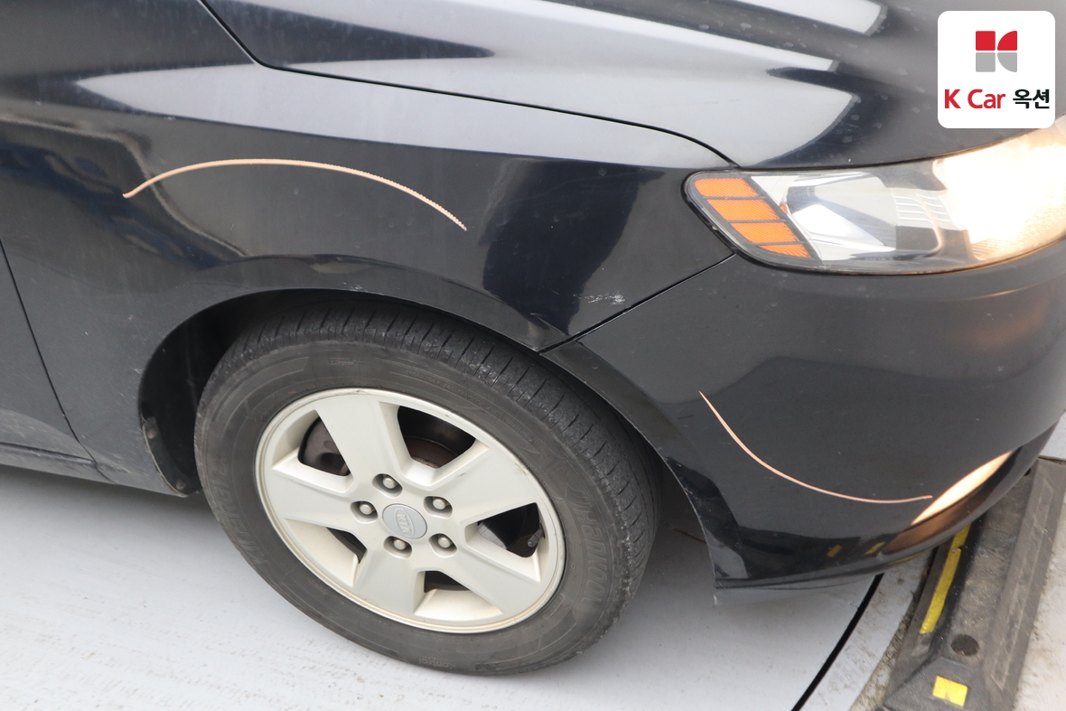 Kia Forte 2012 - Image 41