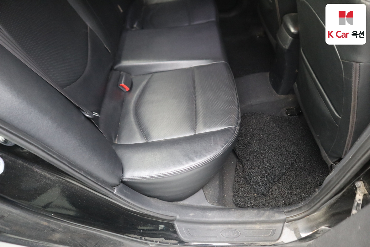 Kia Forte 2012 - Image 25