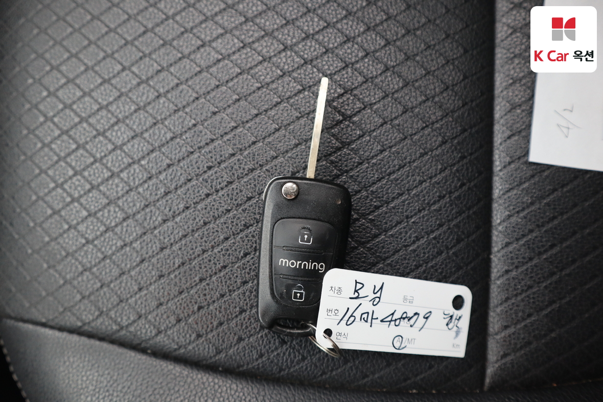 Kia Morning 2012 - Image 18