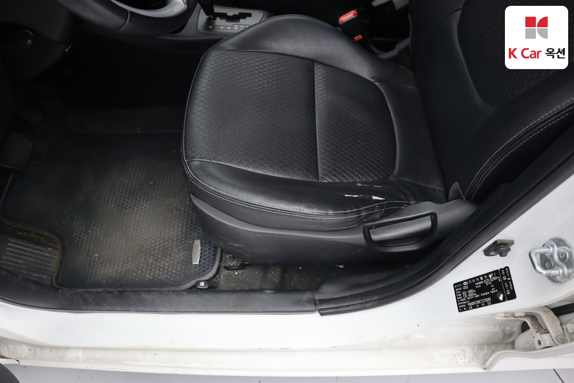 Kia Morning 2012 - Image 20